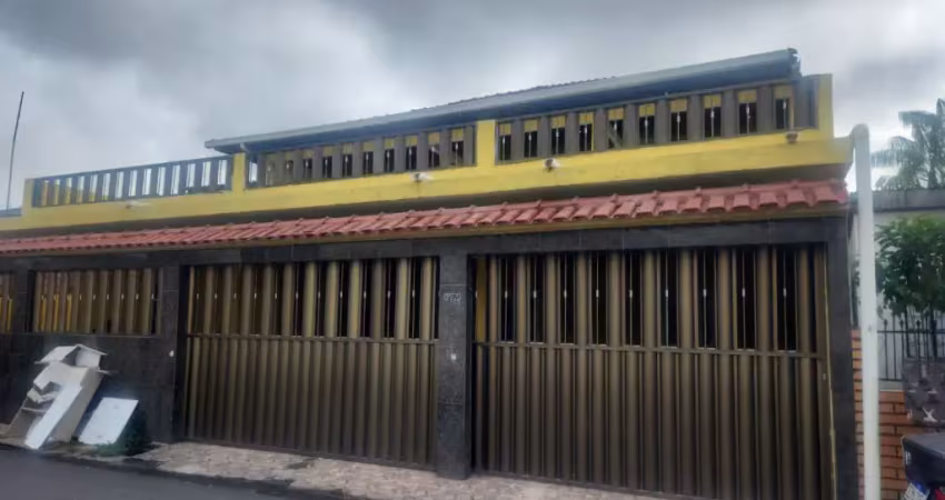 Casa com 4 quartos para alugar na Travessa Jaramataia, 15, Alvorada, Manaus