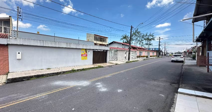 Casa térrea com 2 suítes + 1 quarto climatizados Conjunto. Duque de Caxias