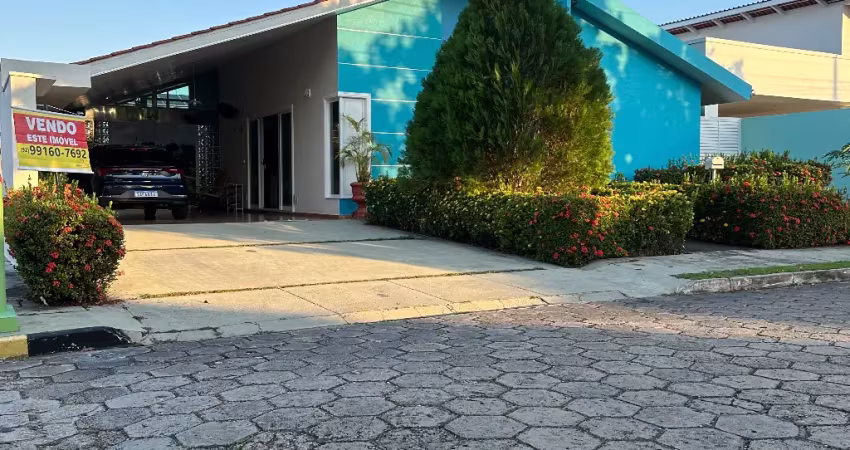 Casa térrea confortável 3 quartos sendo 2 suítes , área gourmet, piscina - ponta negra