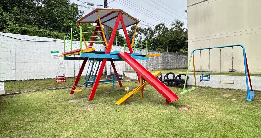 Apartamento mobiliado com 2 quartos próx da torquato tapajos - flores