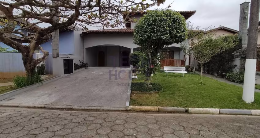 Casa em condomínio fechado alto padrão Bertioga