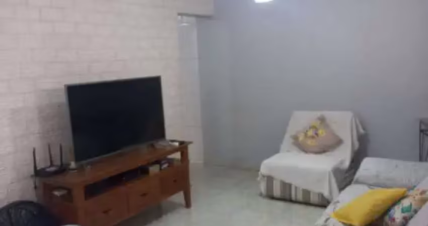 CASA COM 276 M² DE ÁREA CONSTRUÍDA COM 3 DORMITÓRIOS, SENDO 1 SUÍTE NO JD. PACAEMBU EM JUNDIAÍ - SP *ACEITA PERMUTA COM APARTAMENTO ATÉ R$500.000,00*