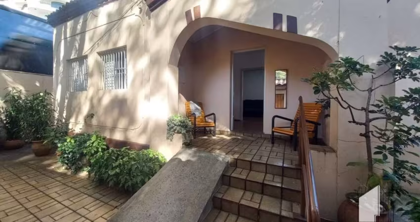 CASA COMERCIAL OU RESIDENCIAL COM 290M²  E 3 DORMS. SENDO 1 SUITE NO BELA VISTA EM JUNDIAÍ - SP