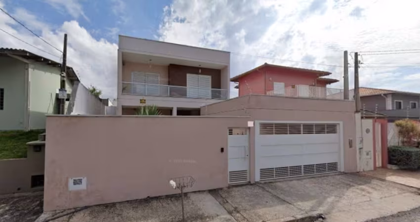CASA DE 341 M² COM 3 SUÍTES SENDO A MASTER COM CLOSET NO BAIRRO JARDIM PAULISTA II EM JUNDIAÍ - SP