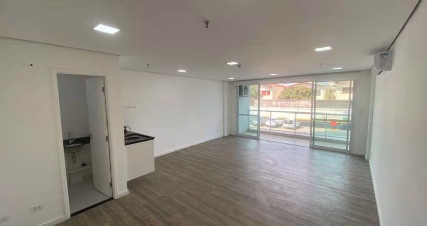 SALA COMERCIAL COM 46M² NO EDIFÍCIO MAXIME OFFICE TOWER NA AV. 9 DE JULHO AO LADO DO PÃO DE AÇÚCAR EM JUNDIAÍ-SP