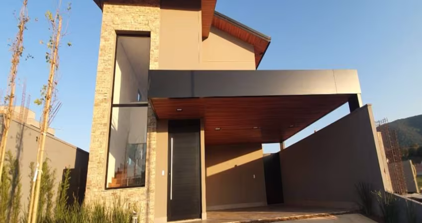 CASA NOVA DE 300M² DE ÁREA CONSTRUÍDA COM 3 SUÍTES NO CONDOMÍNIO BRISAS JUNDIAÍ NO JARDIM DAS SAMAMBAIAS EM JUNDIAÍ-SP