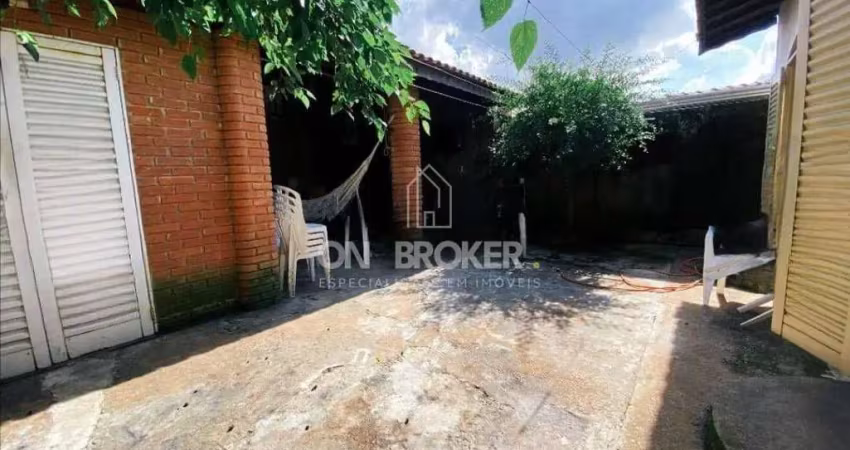 Casa de Condomínio com 3 quartos à Venda