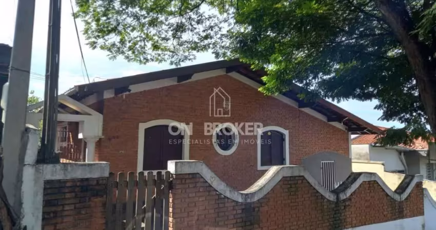 Excelente ponto comercial na área central de valinhos, casa. área muito valorizada, com fácil acesso e várias áreas de estacionamento. 15,5 m frente.