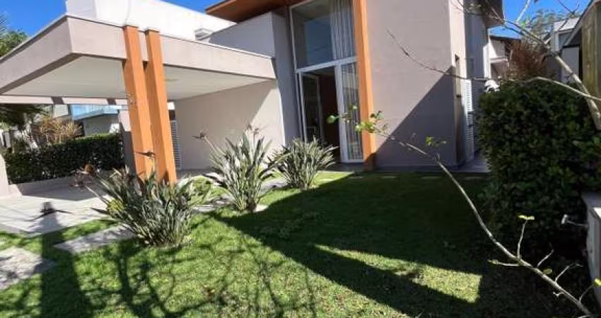 Casa em Condomínio para Venda em Mogi das Cruzes, Botujuru, 3 dormitórios, 3 suítes, 4 banheiros, 4 vagas