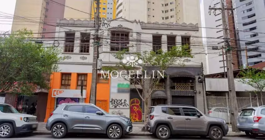 Casa comercial com 4 salas para alugar na Avenida Vicente Machado, 580, Centro, Curitiba