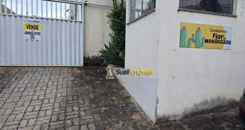 Casa com 3 dormitórios à venda, 123 m² por R$ 450.000,00 - São Marcos - Macaé/RJ