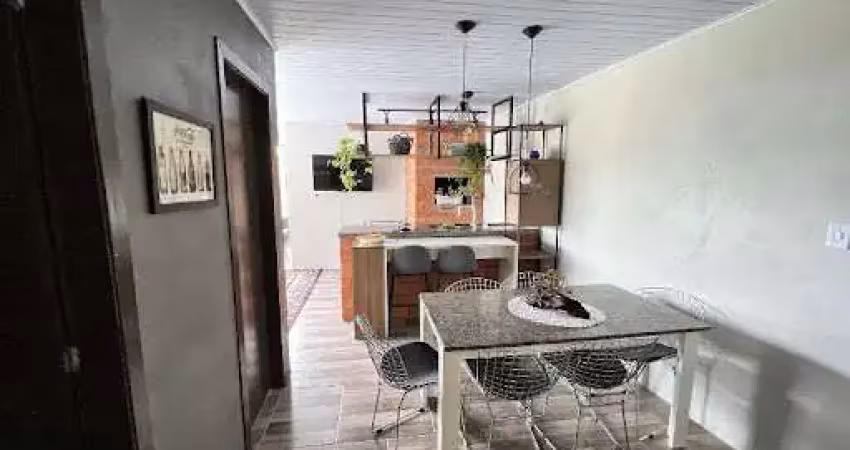 Casa com 2 dormitórios à venda, 50 m² por R$ 373.000,00 - Nova Sardenha - Farroupilha/RS