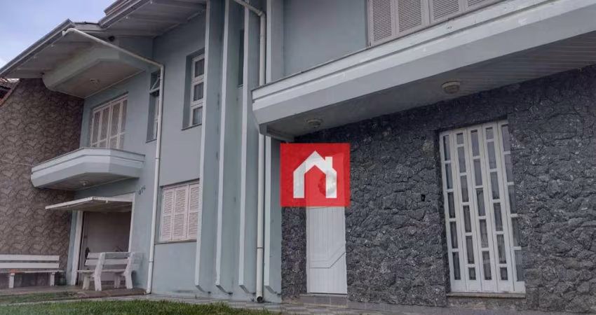Casa à venda, 174 m² por R$ 800.000,00 - Pio X - Farroupilha/RS