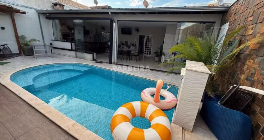 Residencia no santa luzia com area gourmet, piscina