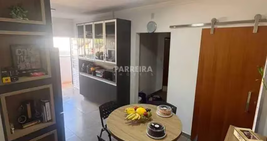 Casa com 3 quartos à venda na Rua Célio Daibem, Centro, Bauru