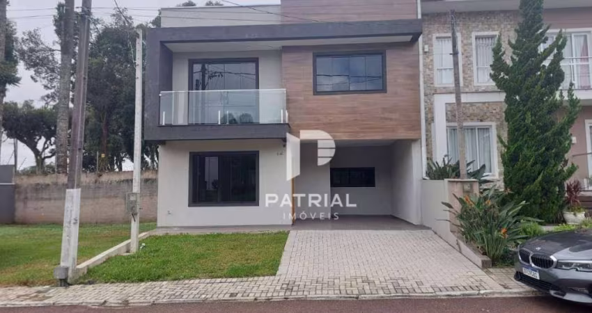 Sobrado à venda no Pinheirinho