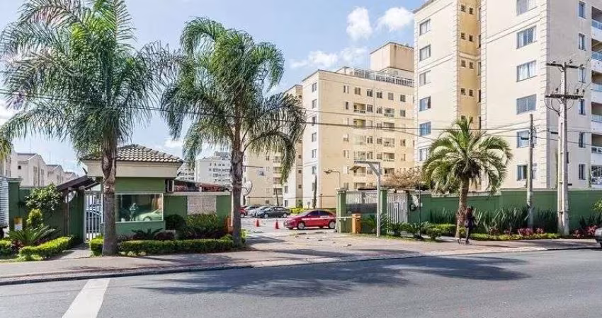 Apartamento à venda no Portão