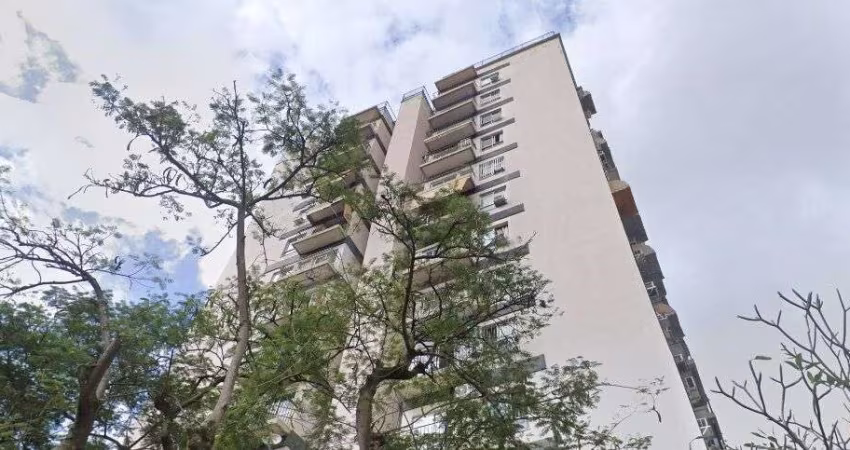Apartamento amplo com 2 quartos mais dependências completas, vaga e lazer completo em Vila Isabel.