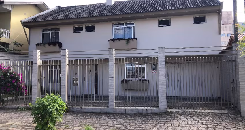 CASA COMERCIAL NO ALTODAGLÓRIA
