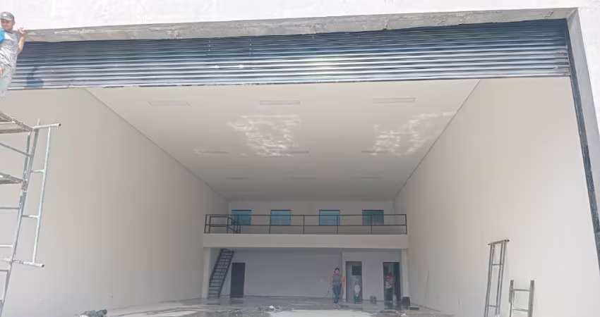 Locação: Galpão novinho no Jardim Vila Galvão