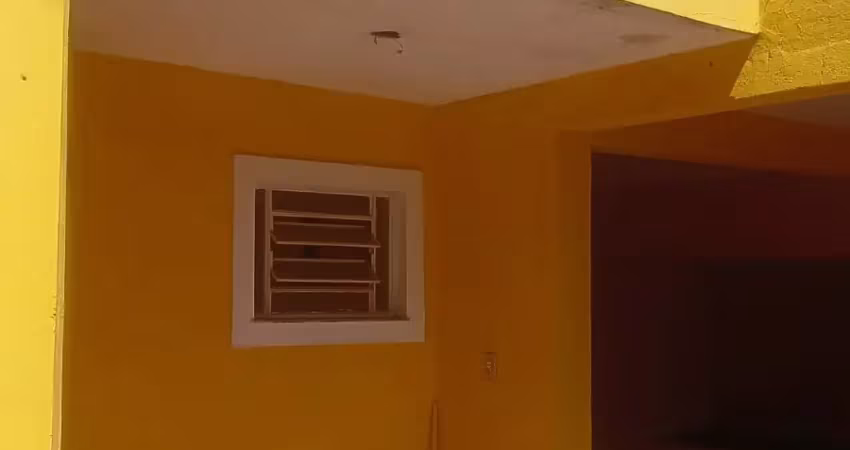 Casa com 2 quartos para alugar na Vila Rosália, Guarulhos 