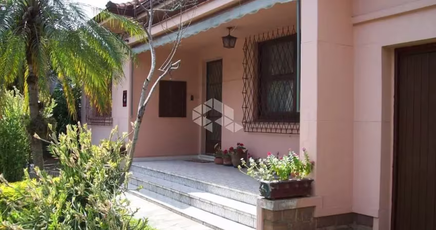 Casa com 3 quartos à venda na Rua Barão do Amazonas, 1780, Jardim Botânico, Porto Alegre