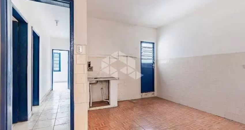Casa com pátio , vaga de garagem próximo ao hospital conceiçaõ