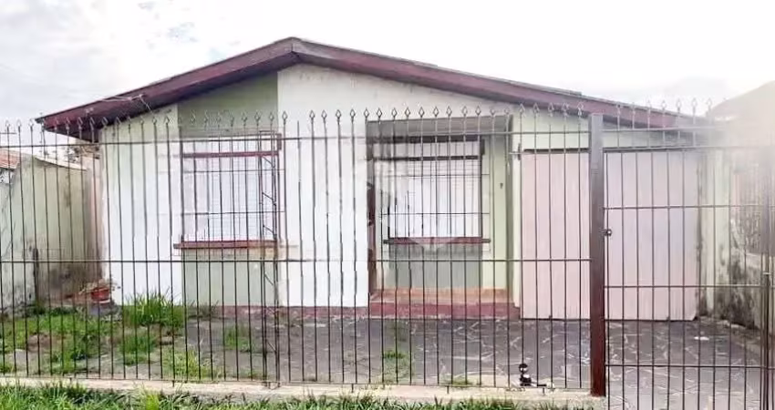 Casa de 3 quartos, garagem coberta próximo ao carrefour