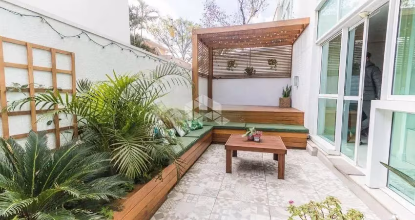 Apartamento garden de 1 quarto, terraço privativo e garagem