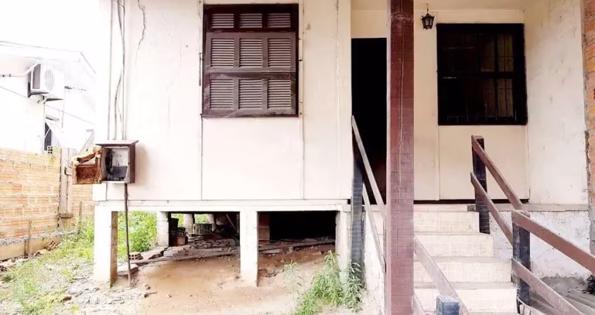 Casa com 2 quartos à venda na Professor Wilson Larré Pereira, 578, Morada da Colina, Guaíba