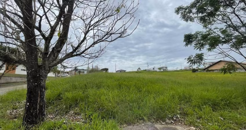 Terreno à venda, 1411 m² por R$ 350.000,00 - Condomínio Colinas do Parahyba - São José dos Campos/SP