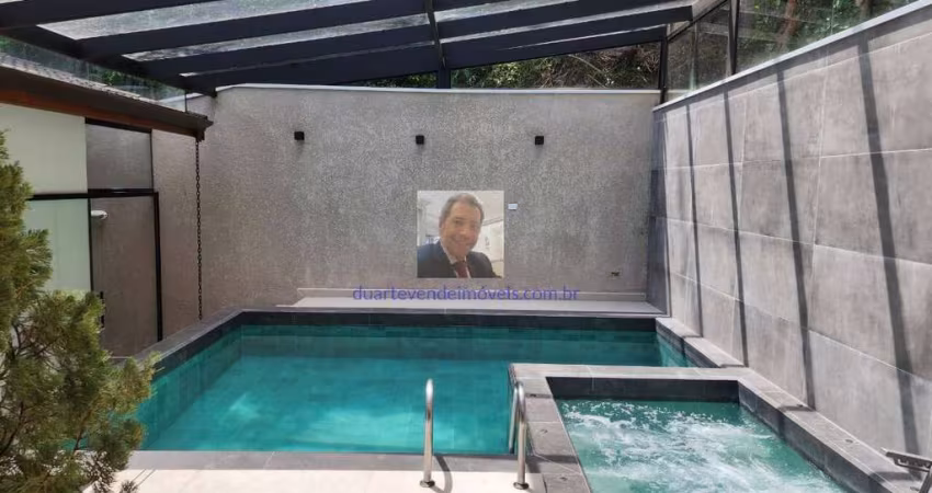 Aluga-se ou Vende-se Casa 3suítes, Piscina, Gourmet, à 3km RT. 