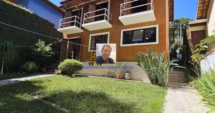 CASA 3DORM/1SUÍTE, AREA GORMET, 4 VAGAS, COND. VILA VERDE KM 36 RT.