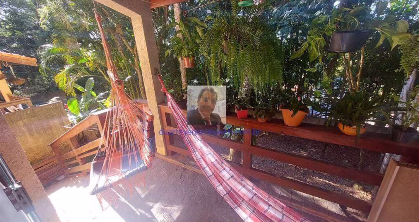 Vende-se OPORTUNIDADE Casa 4 dorm/1suíte, no Condomínio Vila Ve