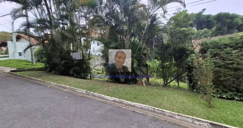 Vende-se Terreno 532 mts, Condomínio Vila Verde, Km 36 Raposo Tavares. O Pa