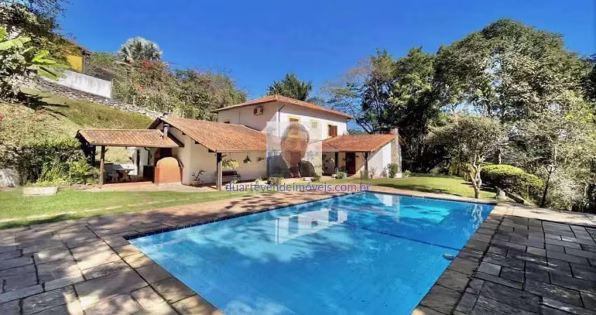 Vende-se Casa no cond. Vila Real Moinho Velho, Rústica e autêntica. 3dorm/1