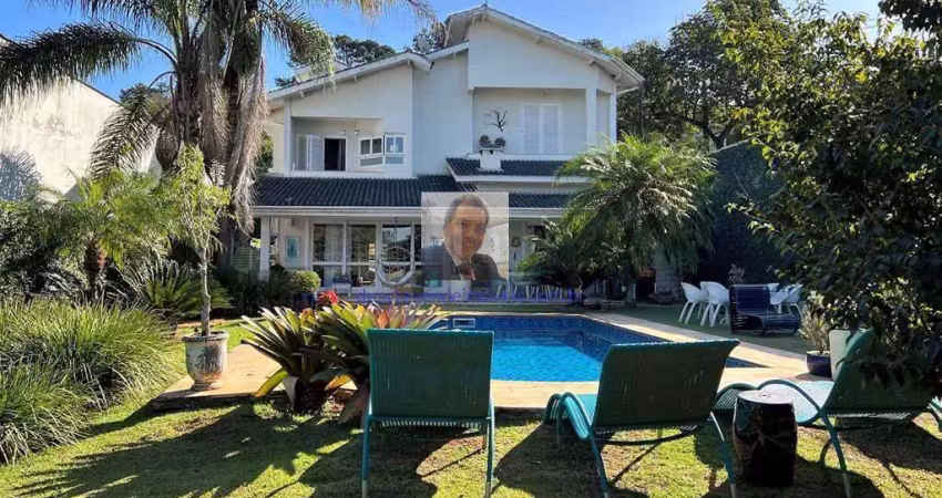 Vende-se casa 4suítes, piscina e vista. miolo da granja viana.