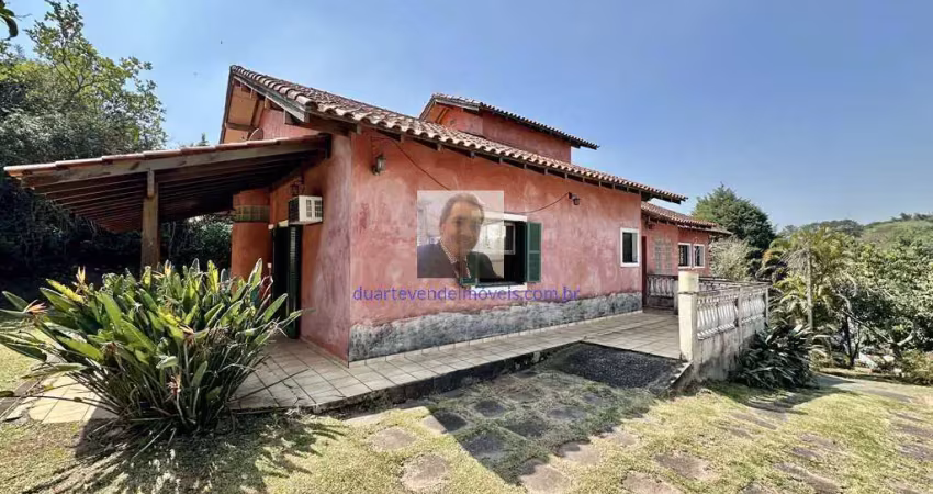 Vende-se casa no cond. euroville - térrea, rústica, 4dorm/3sts. ótima local
