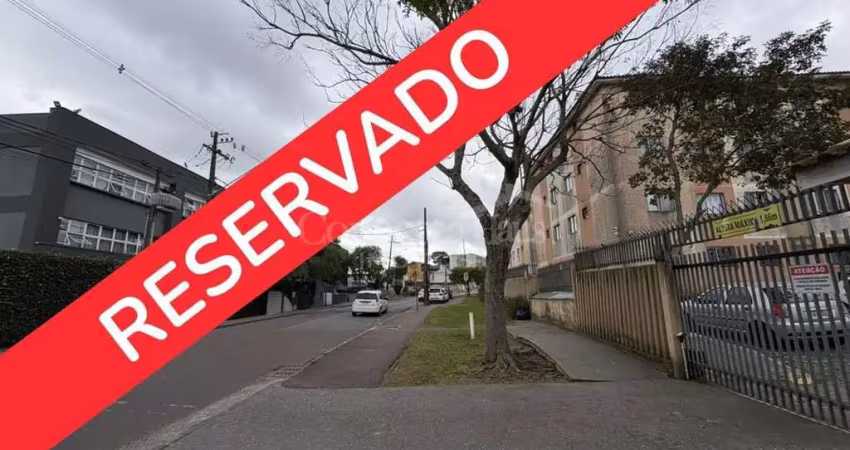 Apartamento a venda no bairro sítio cercado com 2 dormitórios por r  220.000,00
