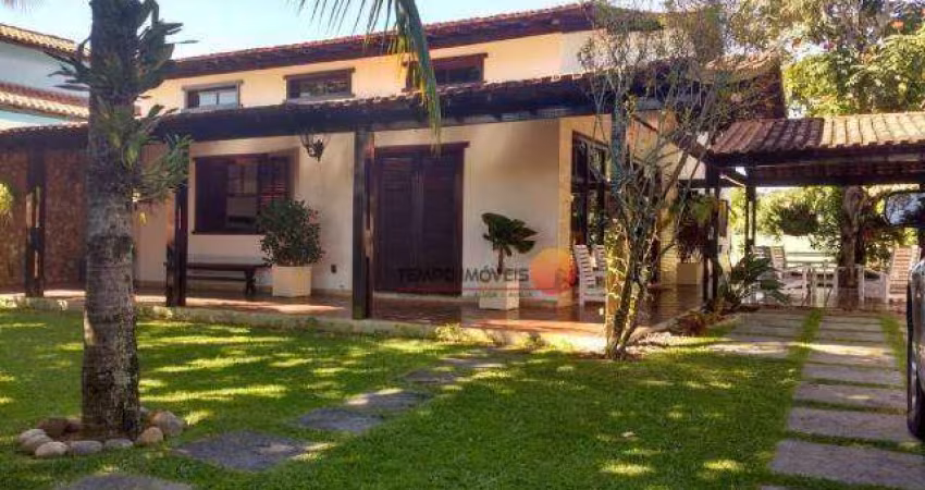 Casa com 4 dormitórios à venda, 244 m² por R$ 3.500.000,00 - Camboinhas - Niterói/RJ