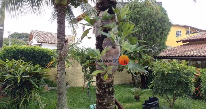 Casa com 2 dormitórios à venda, 270 m² por R$ 760.000,00 - Piratininga - Niterói/RJ