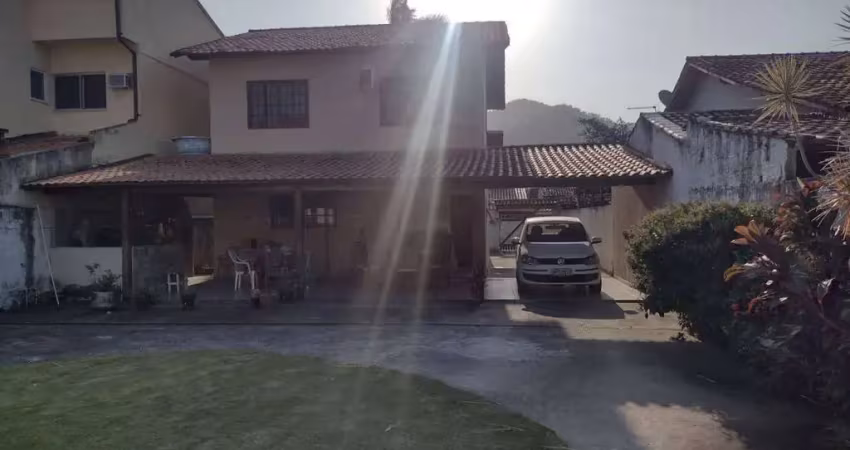 Casa com 3 dormitórios à venda, 150 m² por r$ 695.000,00 - maravista - niterói/rj