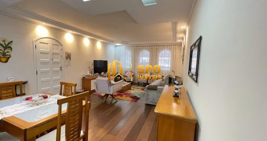 Casa de 250 metros a venda com 3 quartos sendo 1 suíte com 2 vagas no Jd Campo Grande