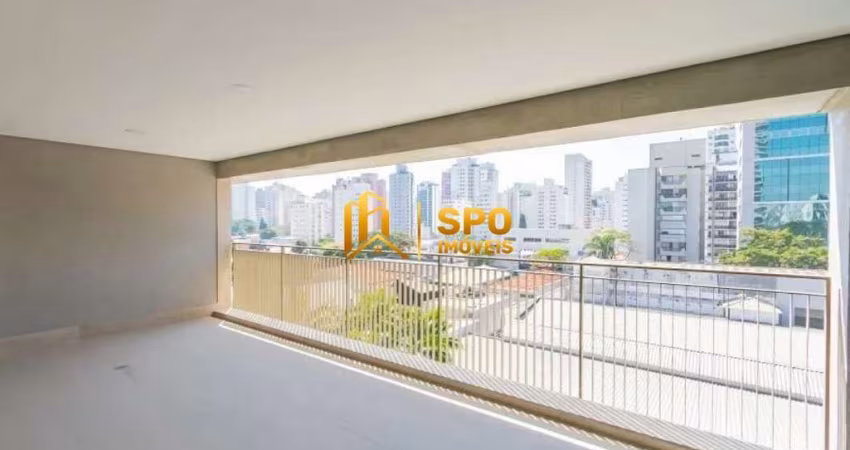 Apartamento à venda com 149 metros, 3 suítes e 2 vagas- Moema- São Paulo.