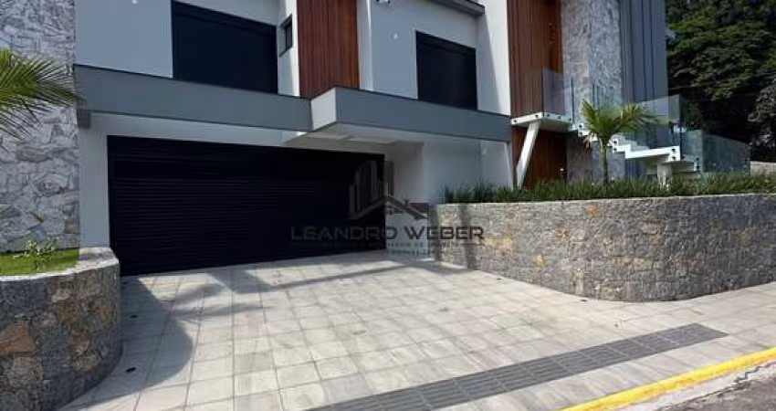 Casa Alto Padrão na Pedra Branca em Palhoça/SC