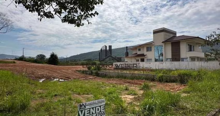 Terreno com 364,13m² em Biguaçú/SC