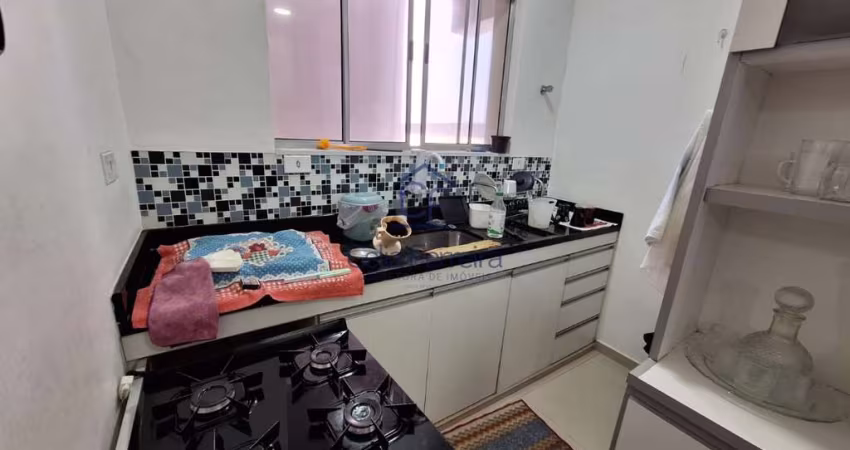 Apartamento em excelente localização de 2 dormitórios - Centro - Caraguatatuba/SP