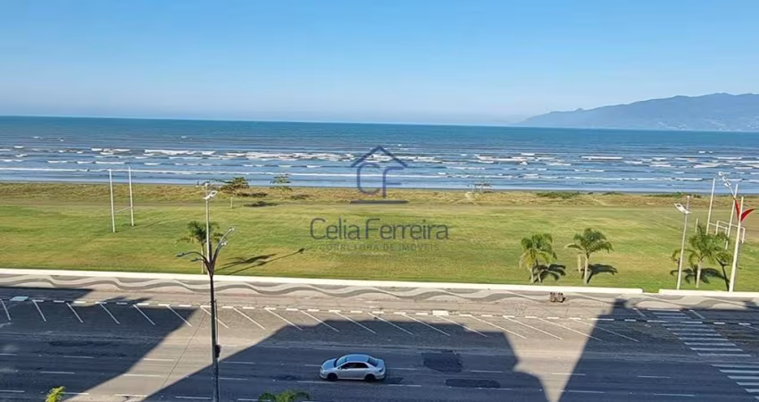 Ótimo apartamento frente mar com 03 dormitórios à venda no Jardim Aruan - Caraguatatuba/SP