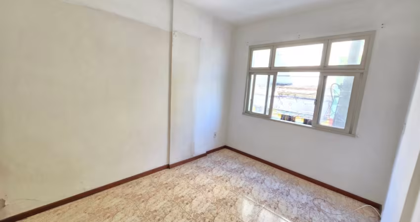 Excelente apartamento com 2 quartos á 05 minutos do Metrô de Botafogo e do Shopping Rio Sul - Botafogo, Rio de Janeiro/RJ.