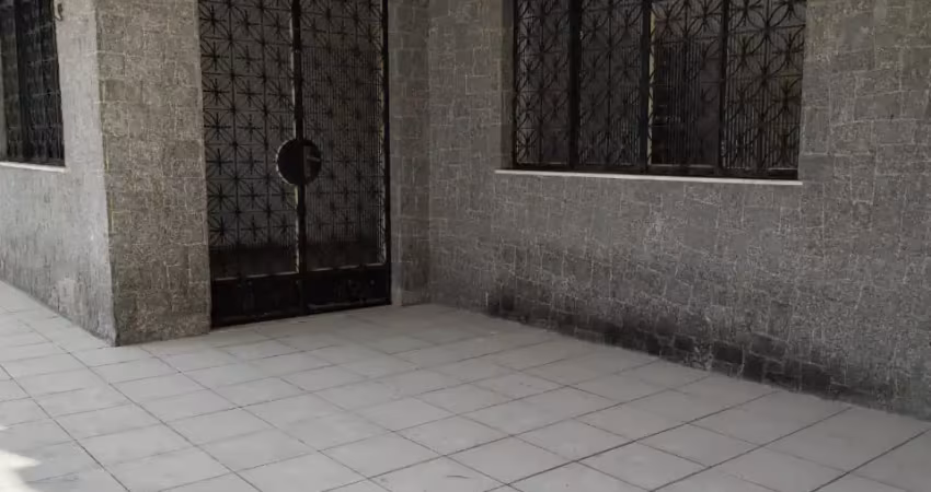 Casa ampla à venda em vaz lobo - 94m², 3 quartos, espaço externo generoso e vagas de garagem! exclusividade!